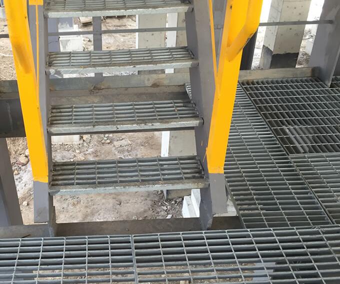 踏步鋼格板安裝案例 踏步鋼格板安裝案例