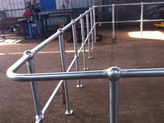 鍍鋅球接欄桿 鍍鋅球接欄桿